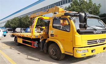 高速公路道路快速24小時拖車救援服務(wù)就附近公司熱線電話-汽車搭電/補胎/吊車/脫困/維修/送油水/運輸/開鎖配鑰匙-烏蘇塔城額敏沙灣托里裕民和布