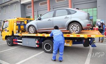 24小時流動-修車-補胎-搭電-送油水-拖車電話昭蘇奎屯霍爾果斯伊寧察布霍城鞏留新源特克斯尼勒克