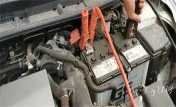 專業(yè)拖車吊車-地庫-脫困-汽車運輸救援公司電話霍城奎屯霍爾果斯伊寧察布鞏留新源昭蘇特克斯尼勒克